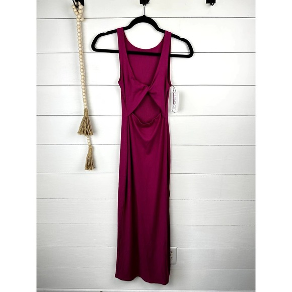 l*space Dresses & Skirts - NWT L*SPACE Nico Midi Dress in Bougainvillea sz XS